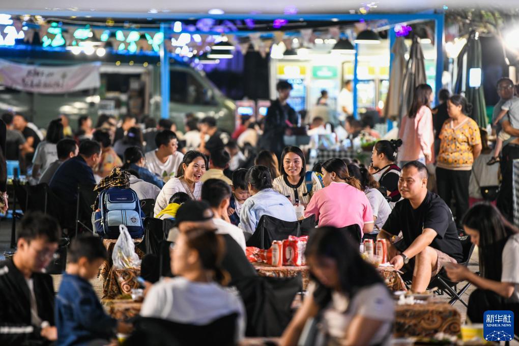 万亿棋牌官网版